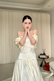 Ndyad Strapless Sheath Satin Luxury Wedding Dresses, Sleeveless Light Champagne Train Bridal Gowns HZ1024